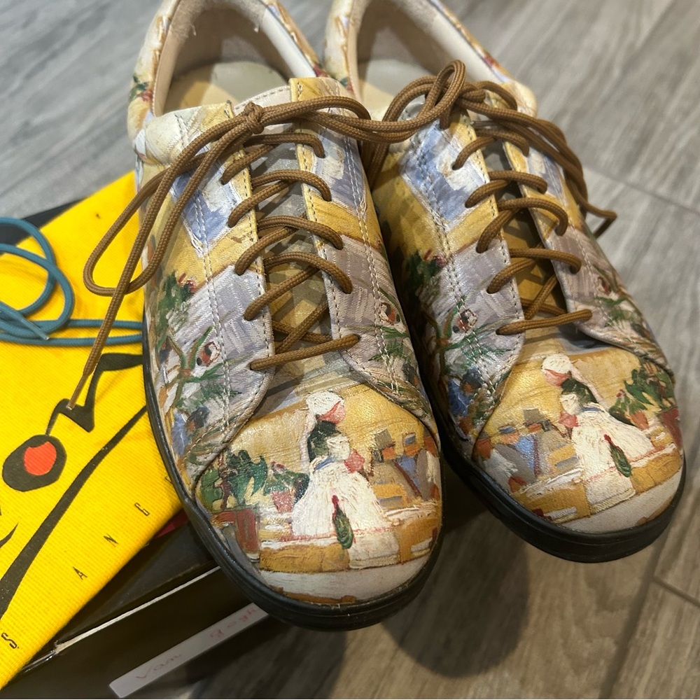 Icon Shoes, Size 6, Vincent Van Gohg